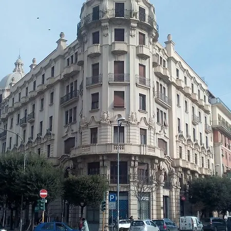 Konukevi Centro Storico 2*